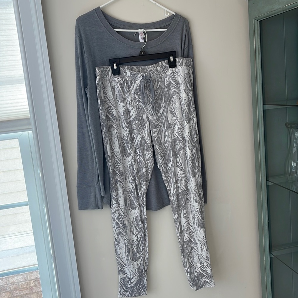Comfy gently worn pajamas
